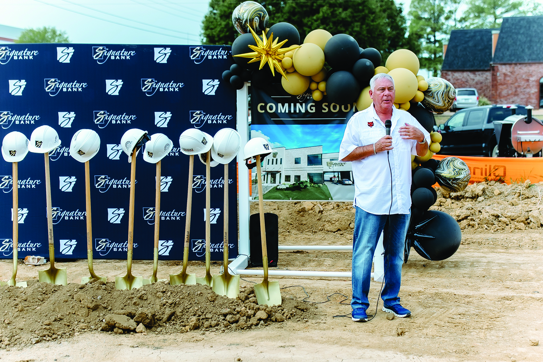 Signature Bank Breaks Ground